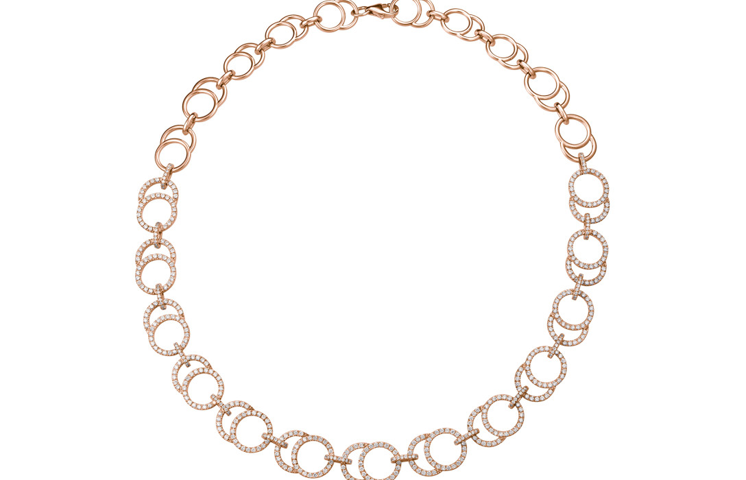 Collier CELESTE pavé en or rose - Porté - Courbet - Courbet