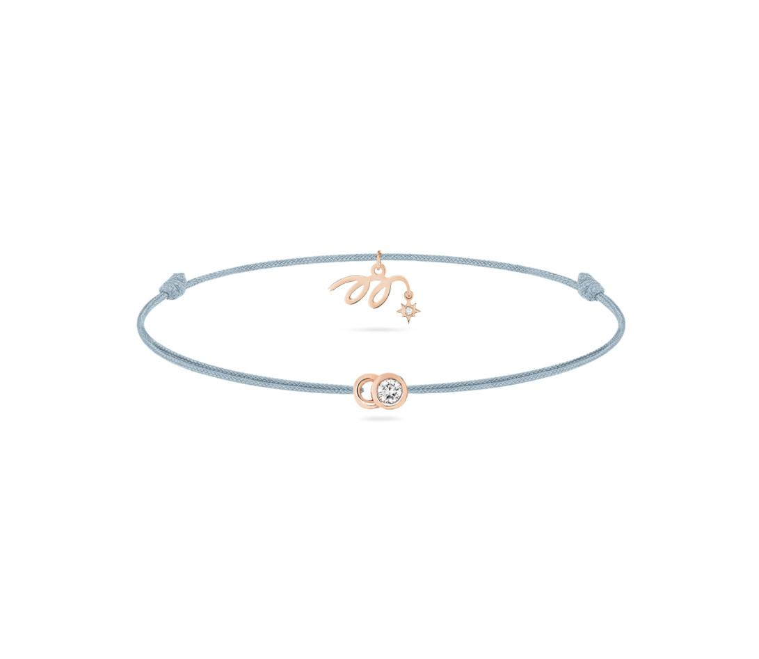 Bracelet cordon LET’S COMMIT MARZIA X COURBET « M » bleu nuage en or rose - packshot - Courbet