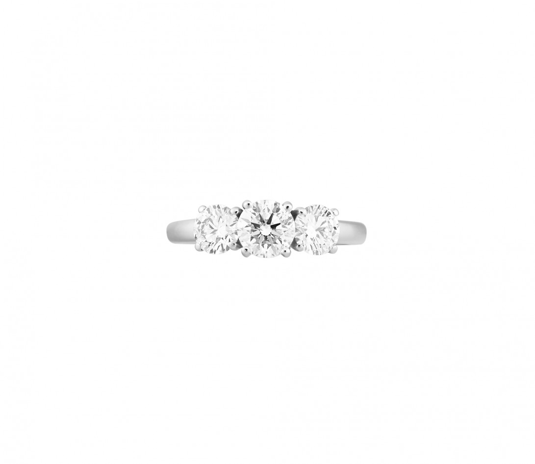 Bague solitaire Trio - Or blanc 18K (4,90 g), 3 diamants 2 cts - Face